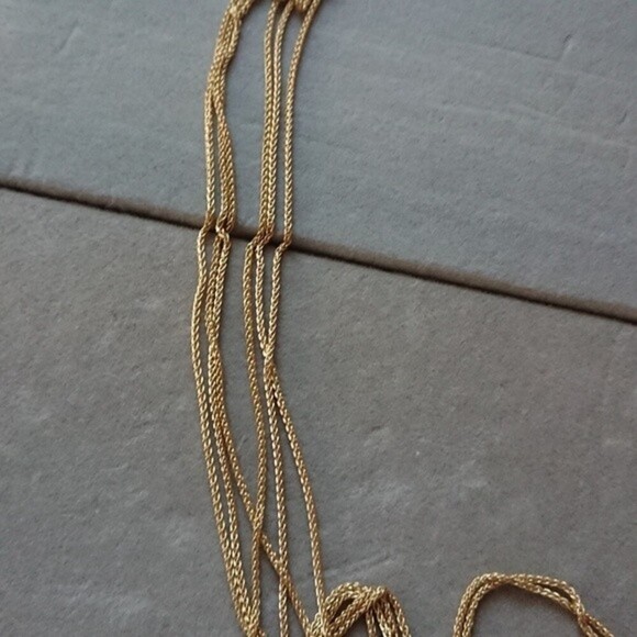 Lucky Layer Necklace - 3 layers - Picture 10 of 10